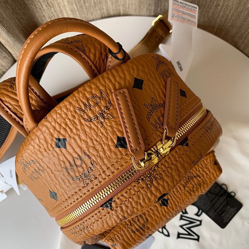 【新色☆希少】MCM リュックブランドコピー バックパック MMK AAVE10CO001代引きを販売